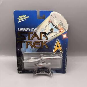 Johnny Lightning - Legends of Star Trek Series 1 - U.S.S. ENTERPRISE NCC-1701